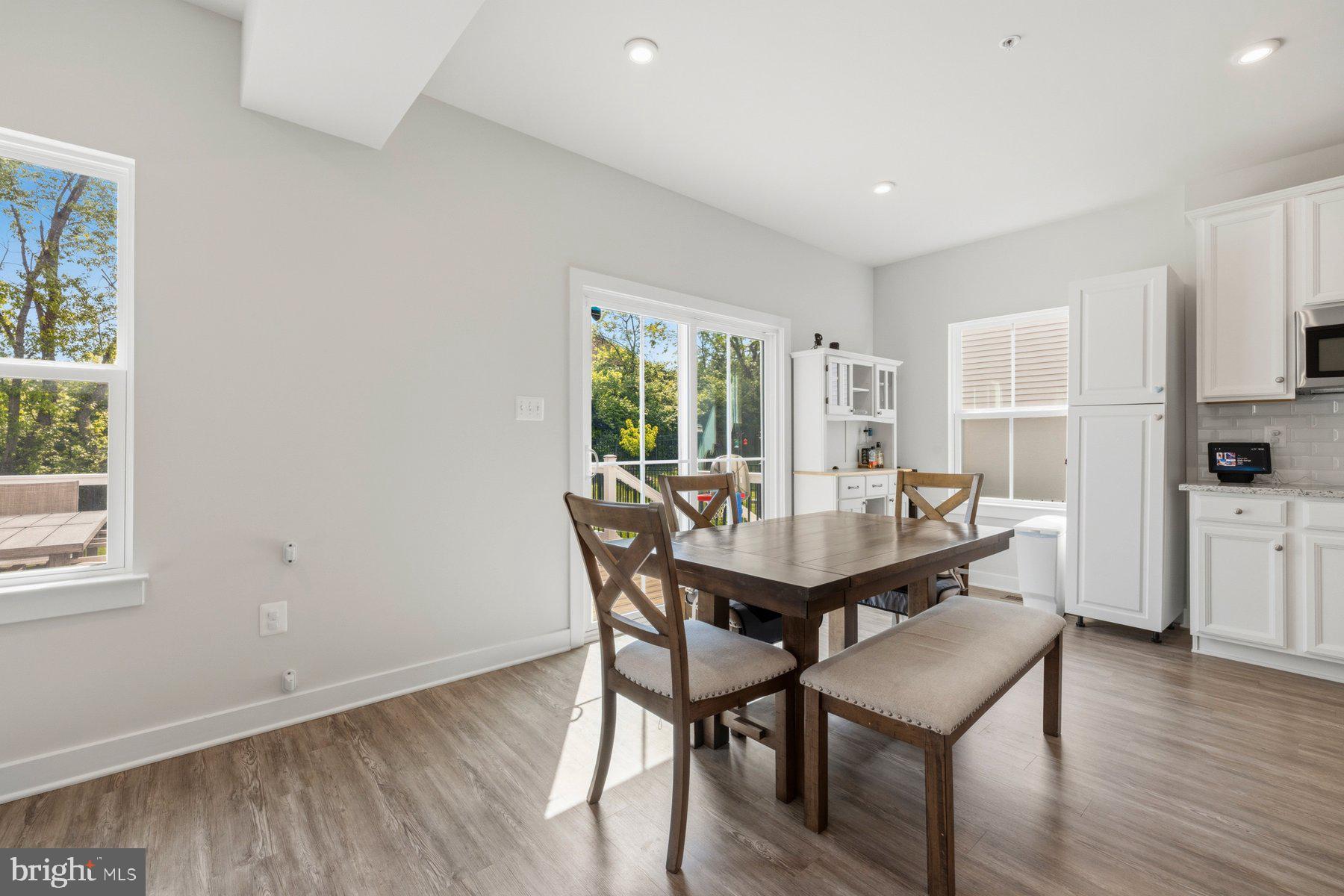 WOODBOURNE MANOR - Residential
