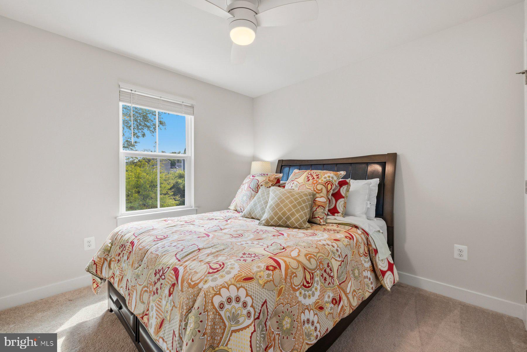 WOODBOURNE MANOR - Residential