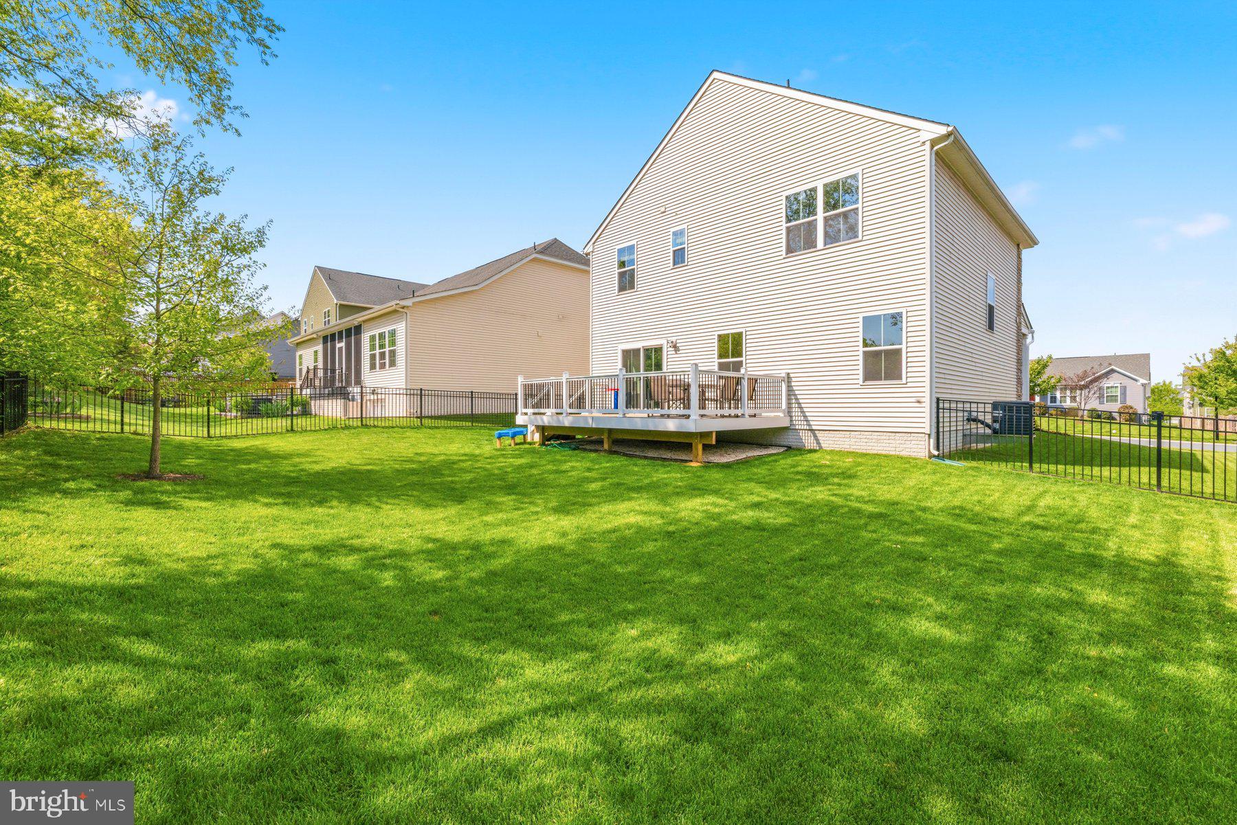 WOODBOURNE MANOR - Residential