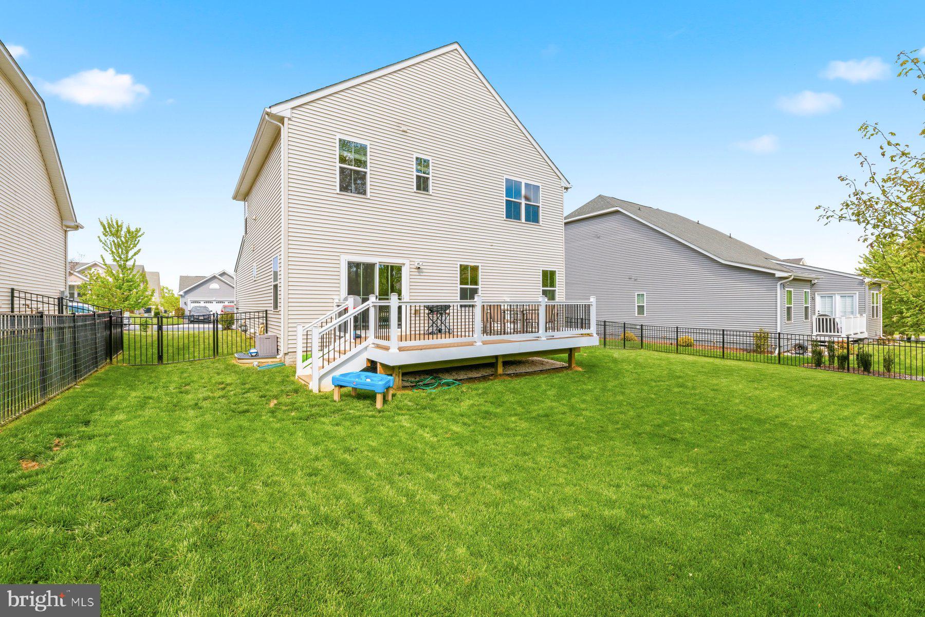WOODBOURNE MANOR - Residential