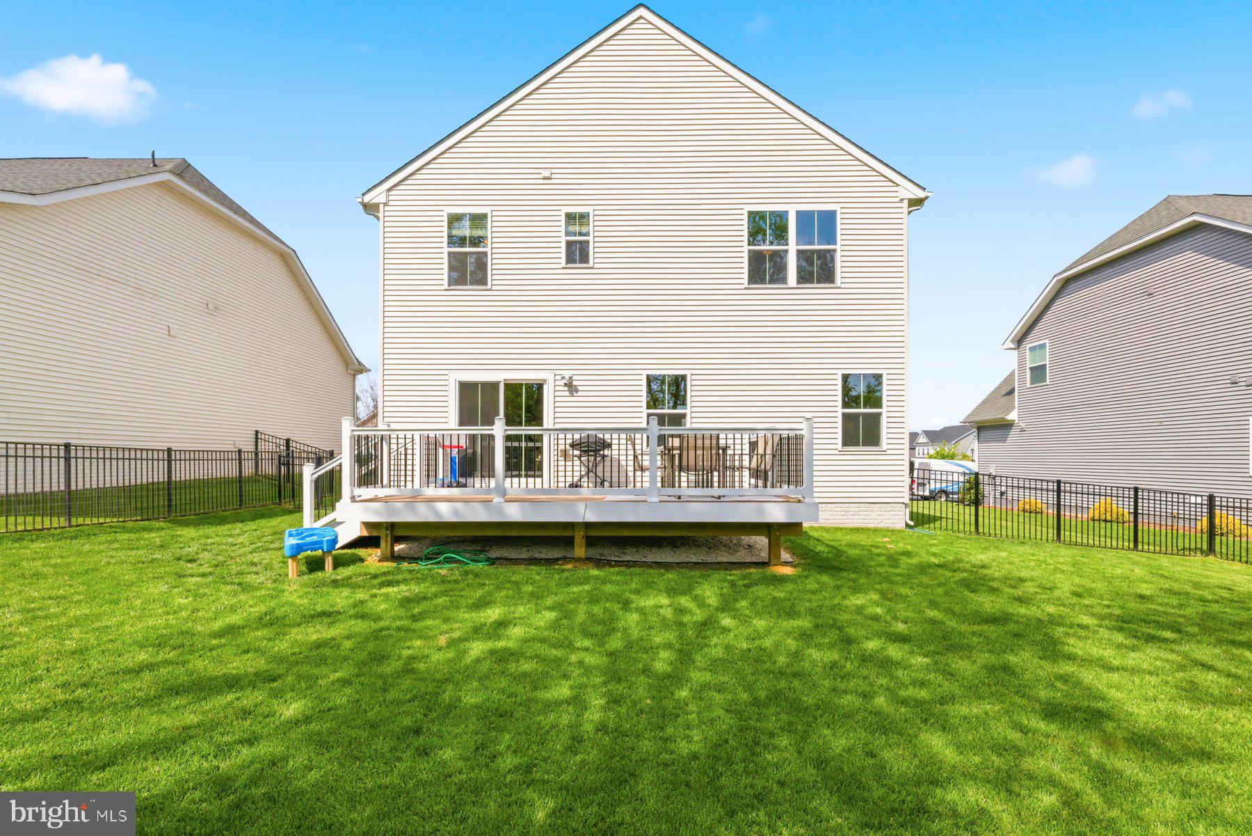 WOODBOURNE MANOR - Residential