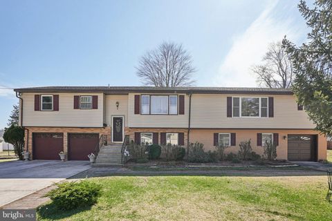 Homes For Sale - 41 Harding St<br/> Mercer County, EWING, NJ 08618