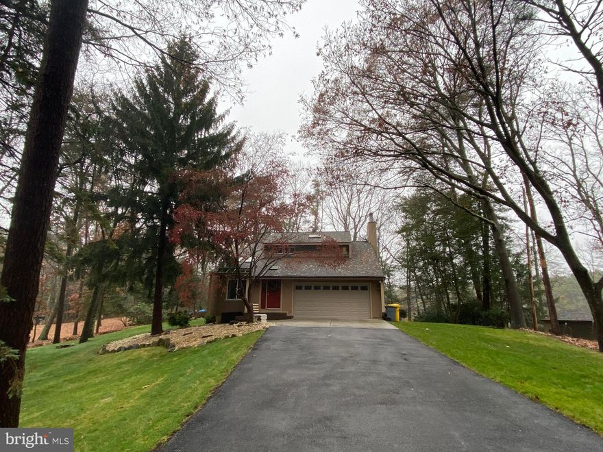 Welcome home to this beautifully maintained home in Pasadena. Wow this 3 bedroom, 2.5 bathroom home has it all - a master suite with a walk-in closet, a loft area, a gorgeous kitchen with beautiful countertops, a wonderful finished basement with a rec. room and family room, stunning wood floors, tons of storage space and a wood burning  fireplace. In addition the outside is amazing with almost an acre of land and a large deck that leads to a firepit area for entertaining. Most importantly,  the water view from your back window is stunning!