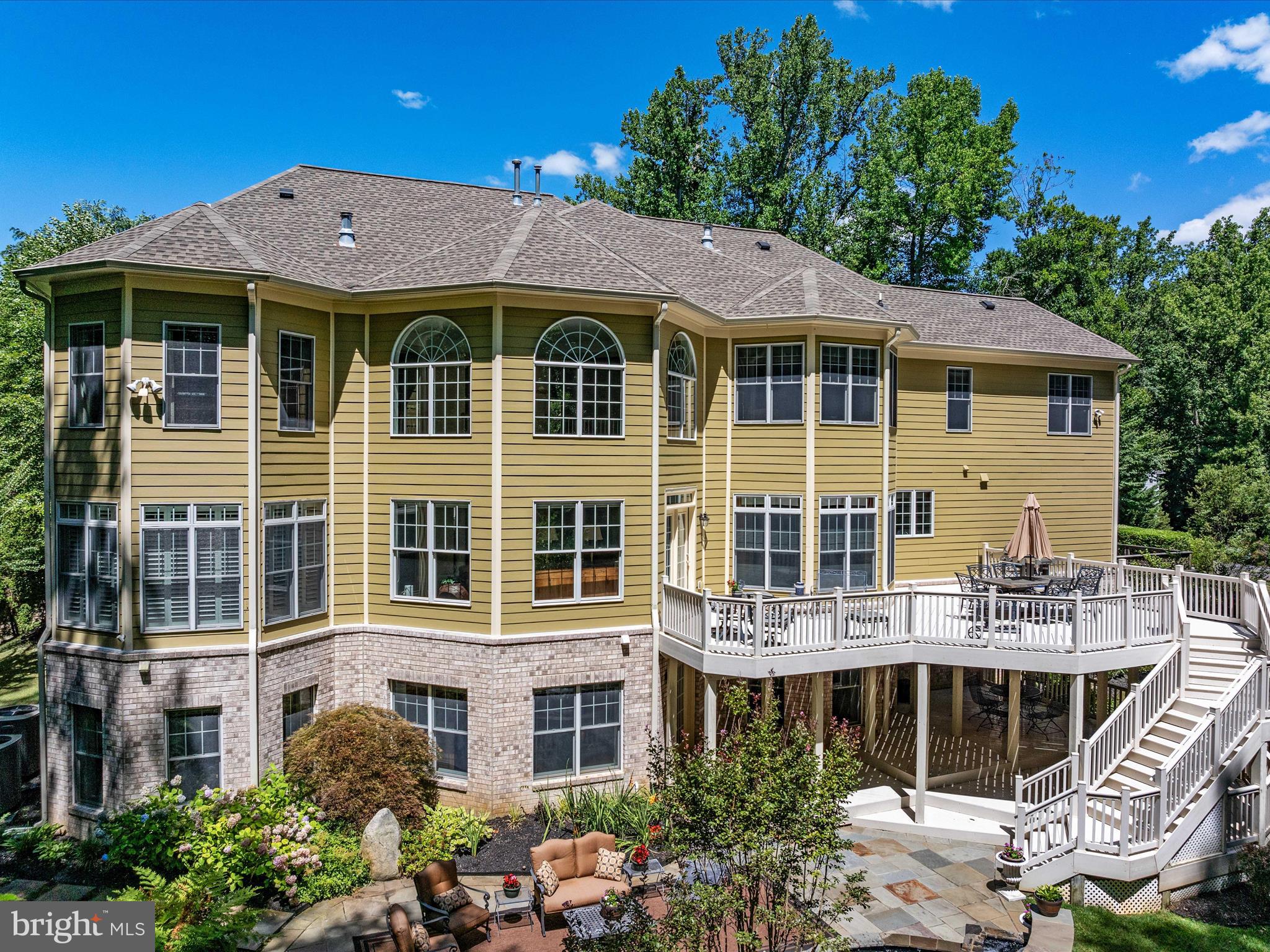 WYATTS HILL - Residential