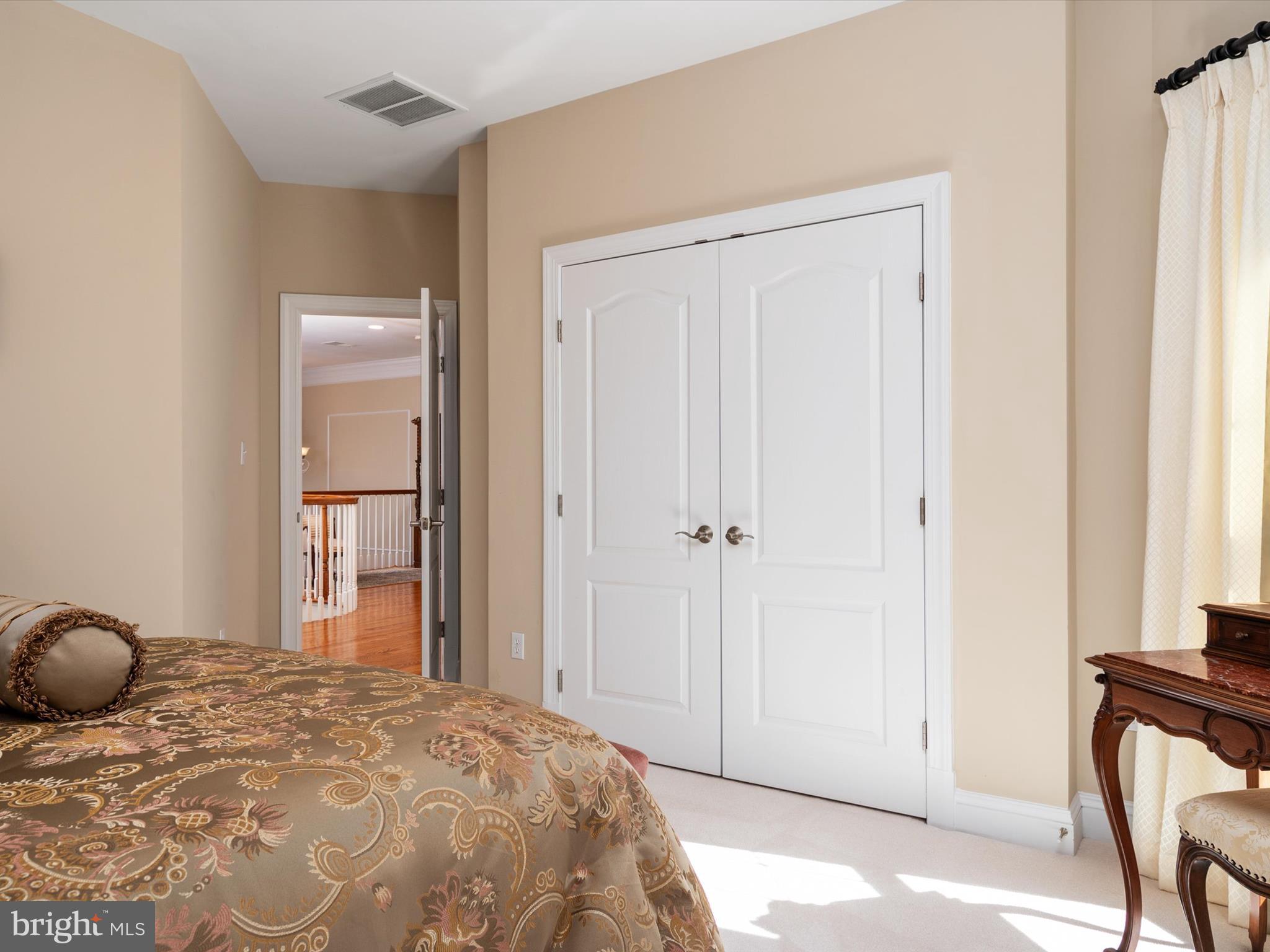 WYATTS HILL - Residential