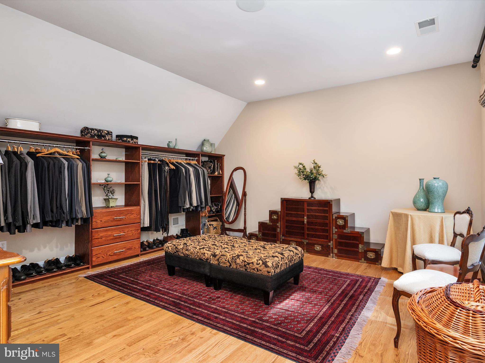 WYATTS HILL - Residential