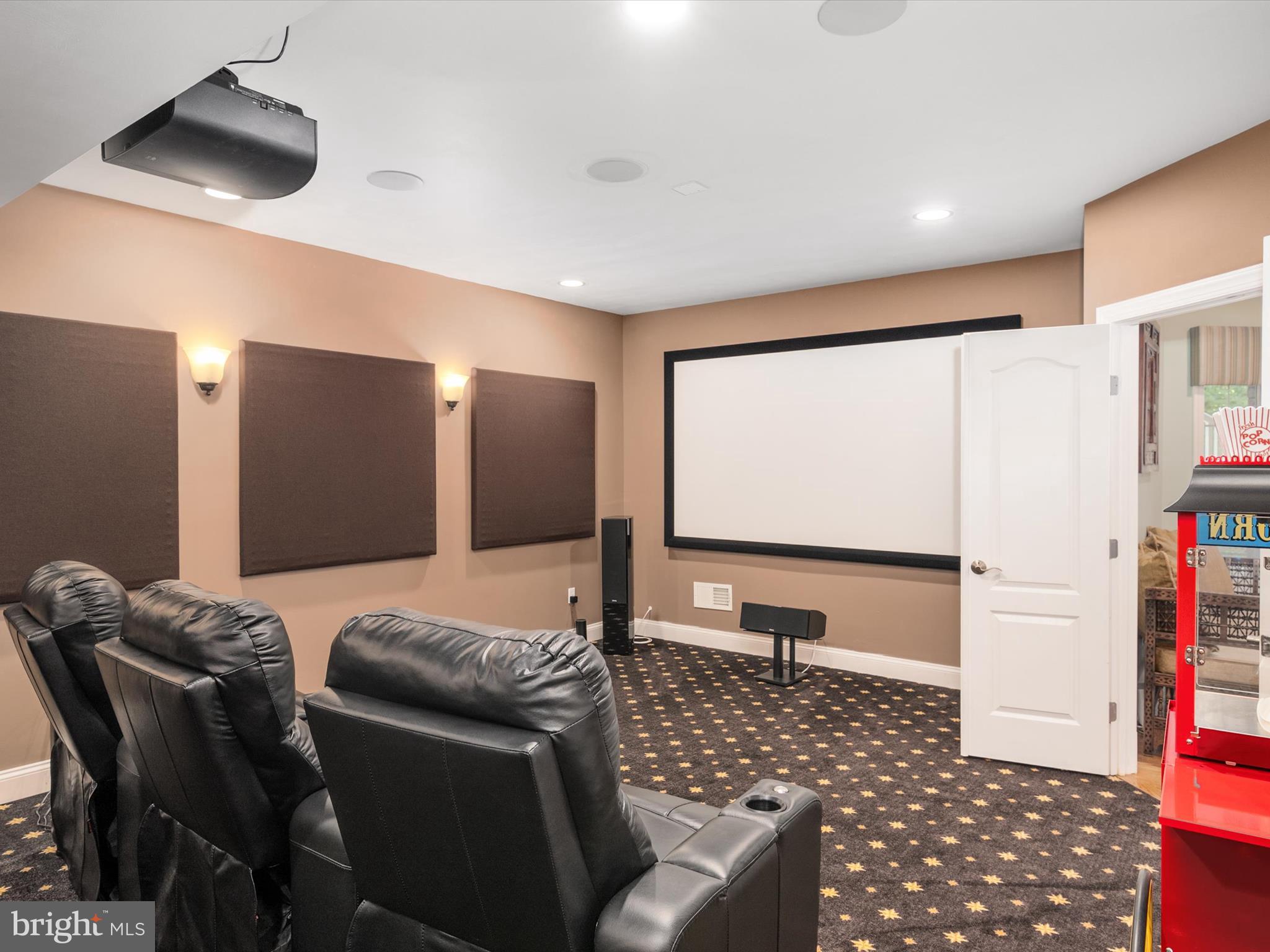 WYATTS HILL - Residential