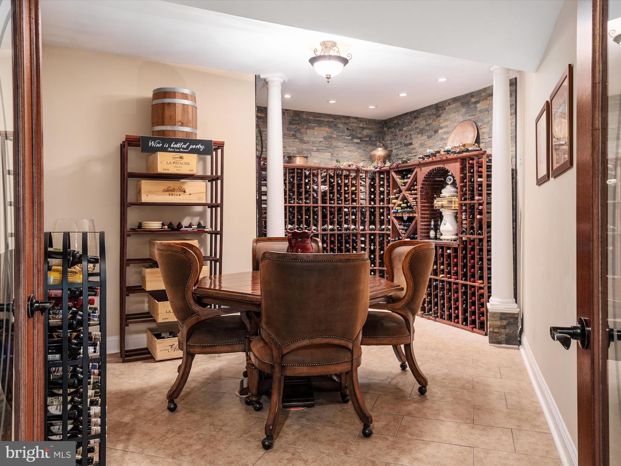 WYATTS HILL - Residential