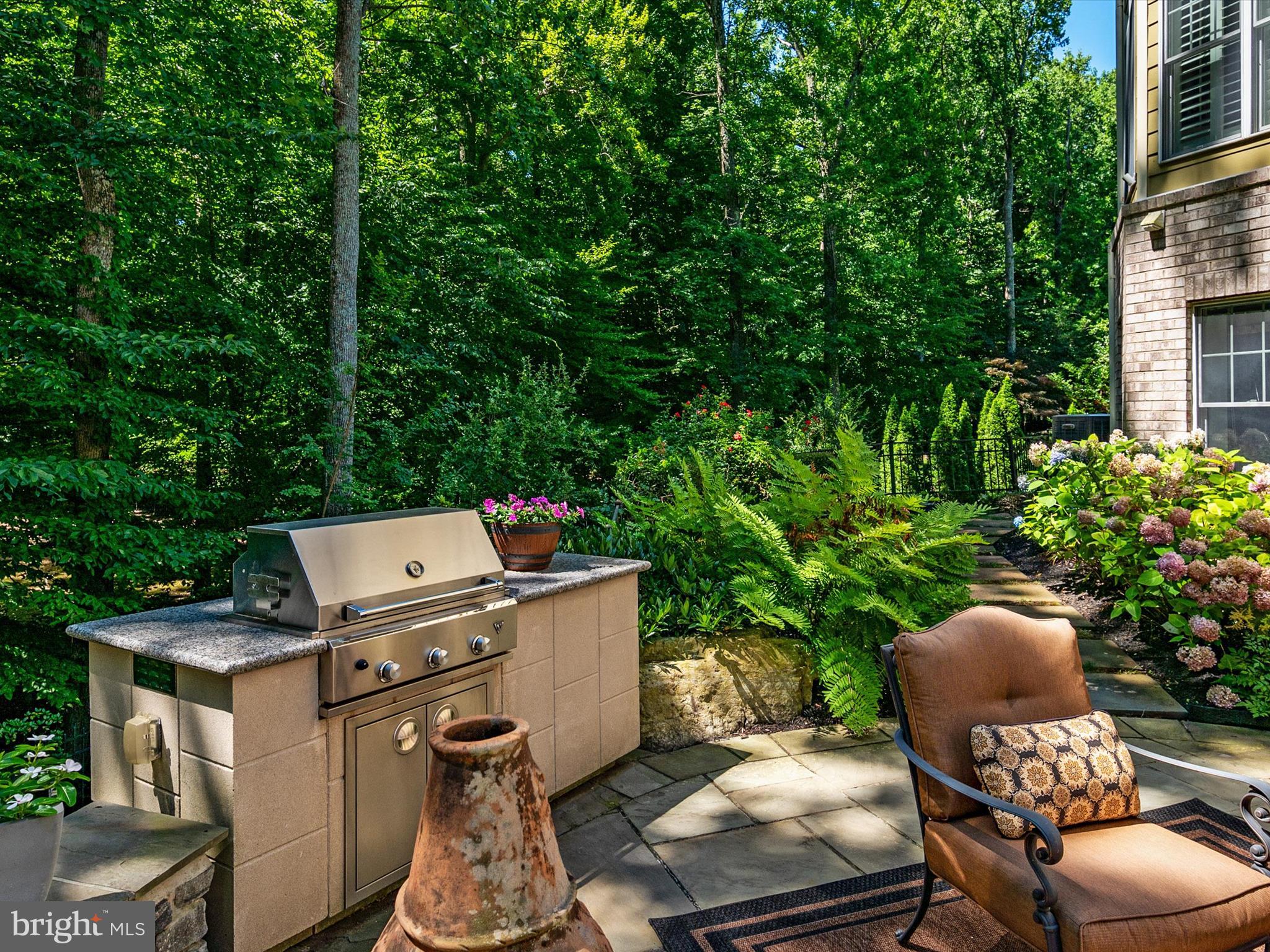 WYATTS HILL - Residential