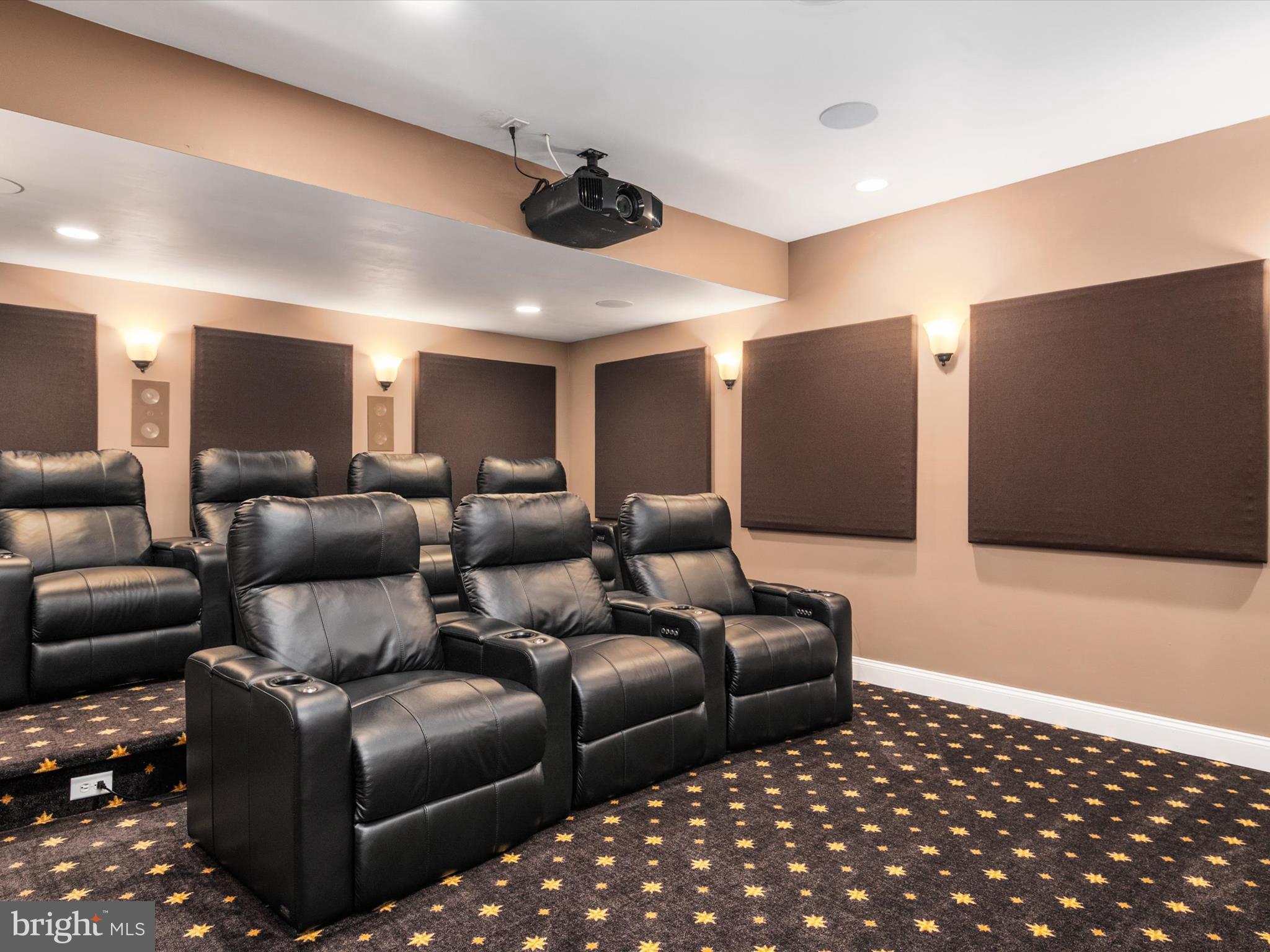 WYATTS HILL - Residential