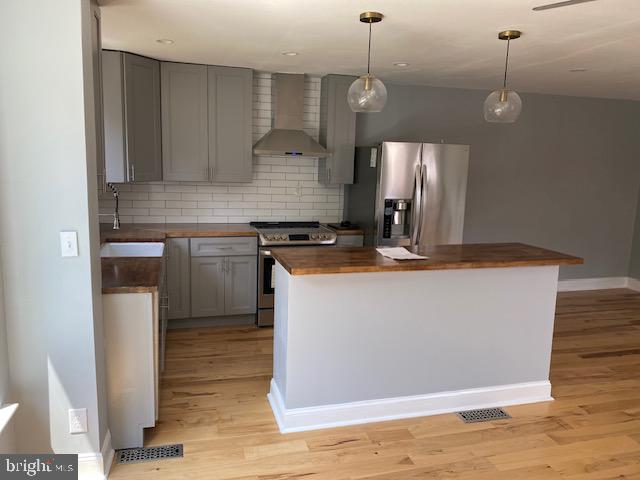 BUSTLETON - Residential