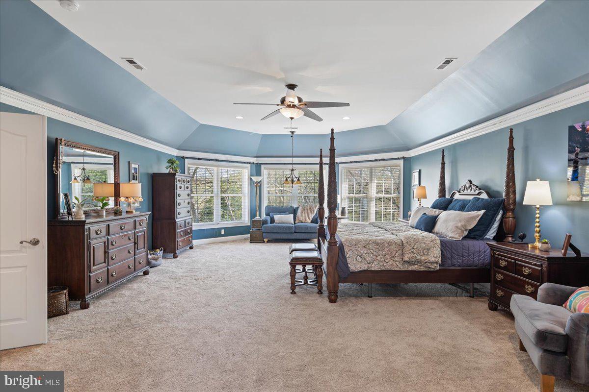 HARBOR POINTE - Residential