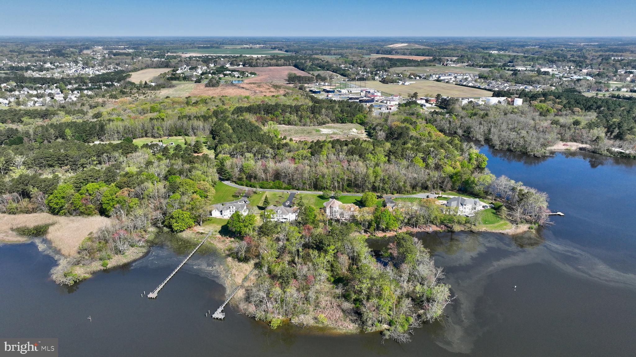 HARBOR POINTE - Residential