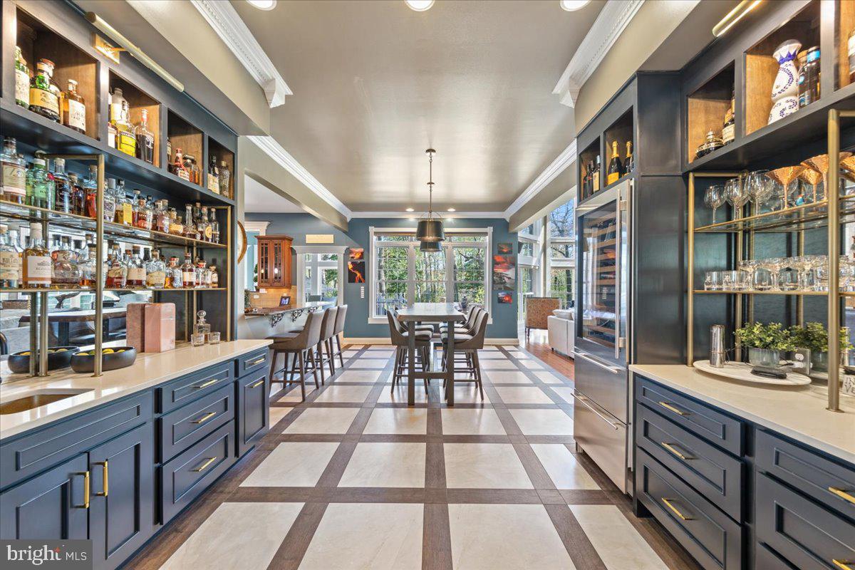 HARBOR POINTE - Residential