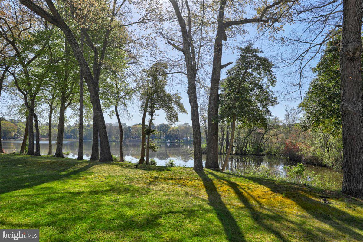 HARBOR POINTE - Residential