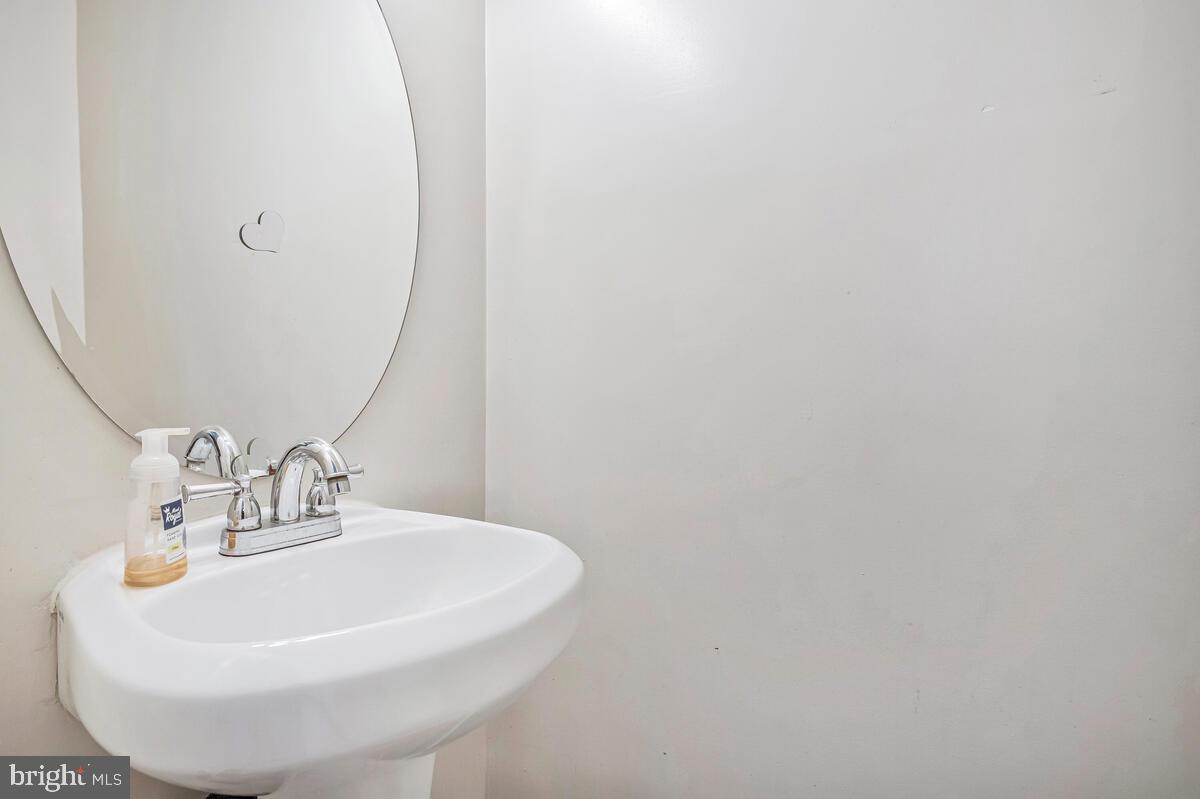 PARK CIRCLE - Residential