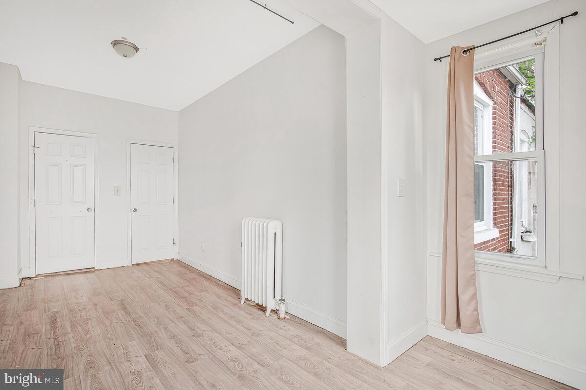 PARK CIRCLE - Residential