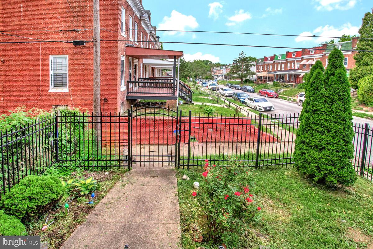 PARK CIRCLE - Residential