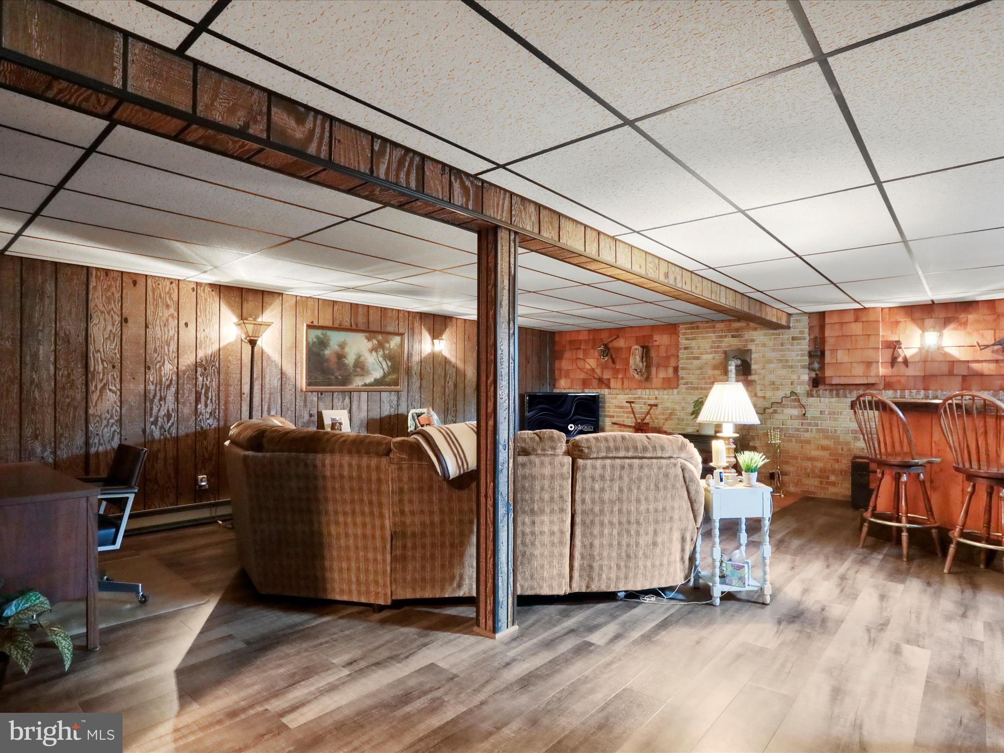 BROOKSIDE MANOR - Residential