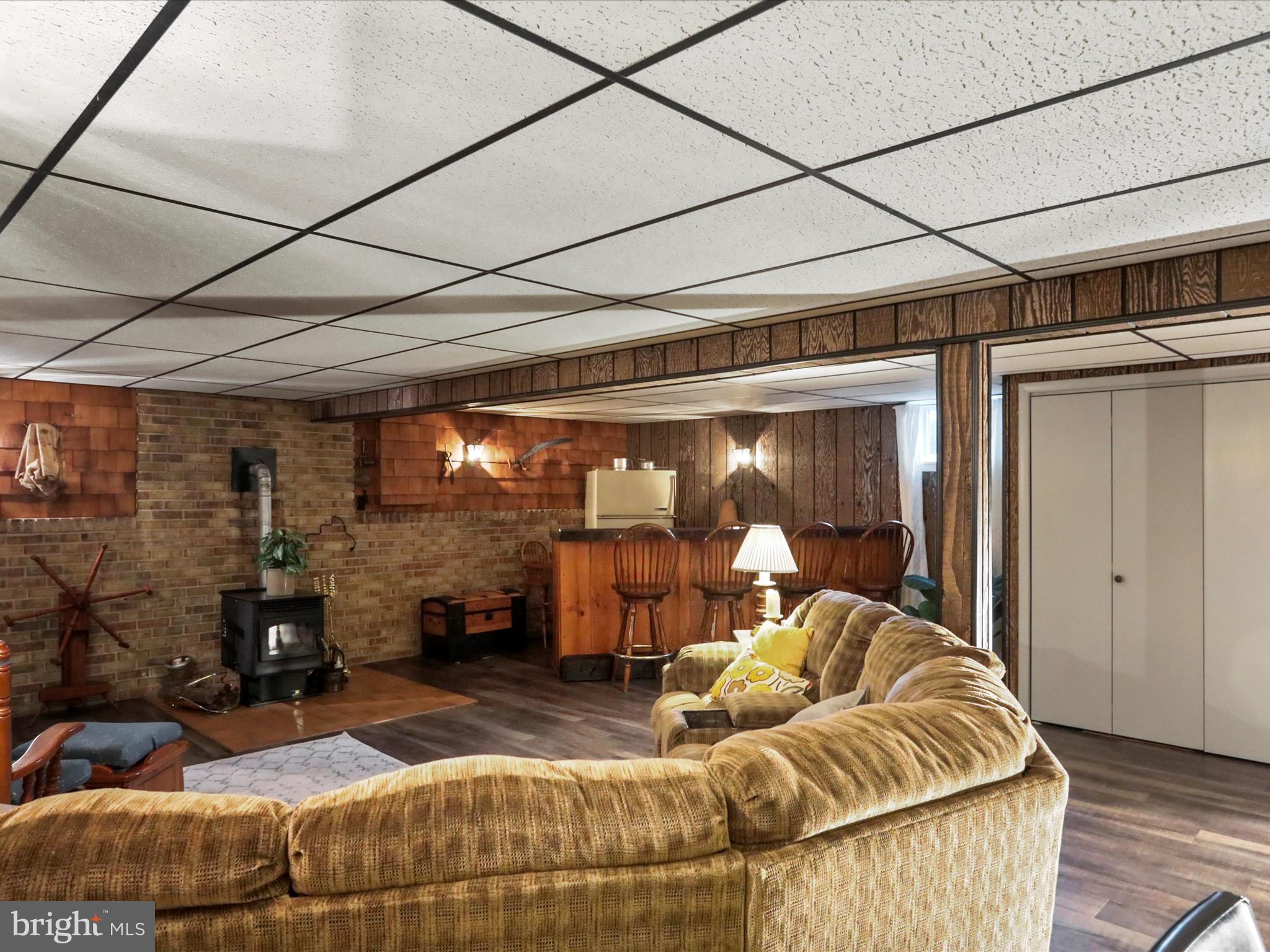 BROOKSIDE MANOR - Residential