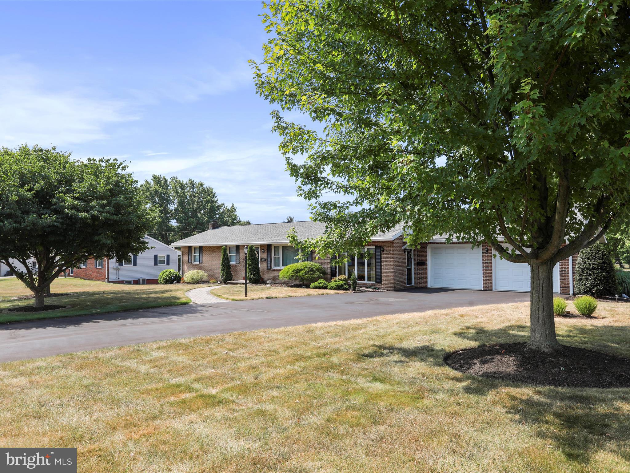 BROOKSIDE MANOR - Residential