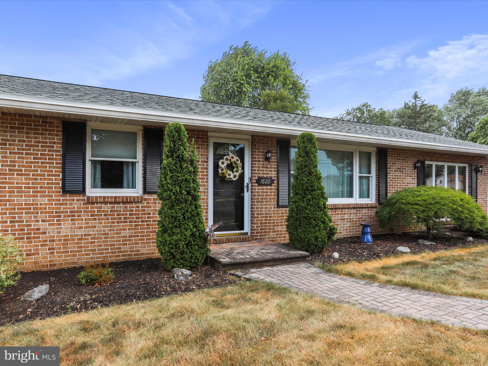 BROOKSIDE MANOR - Residential