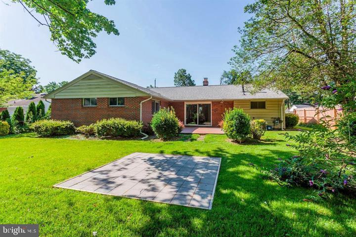 NORTH SPRINGFIELD - Residential Lease