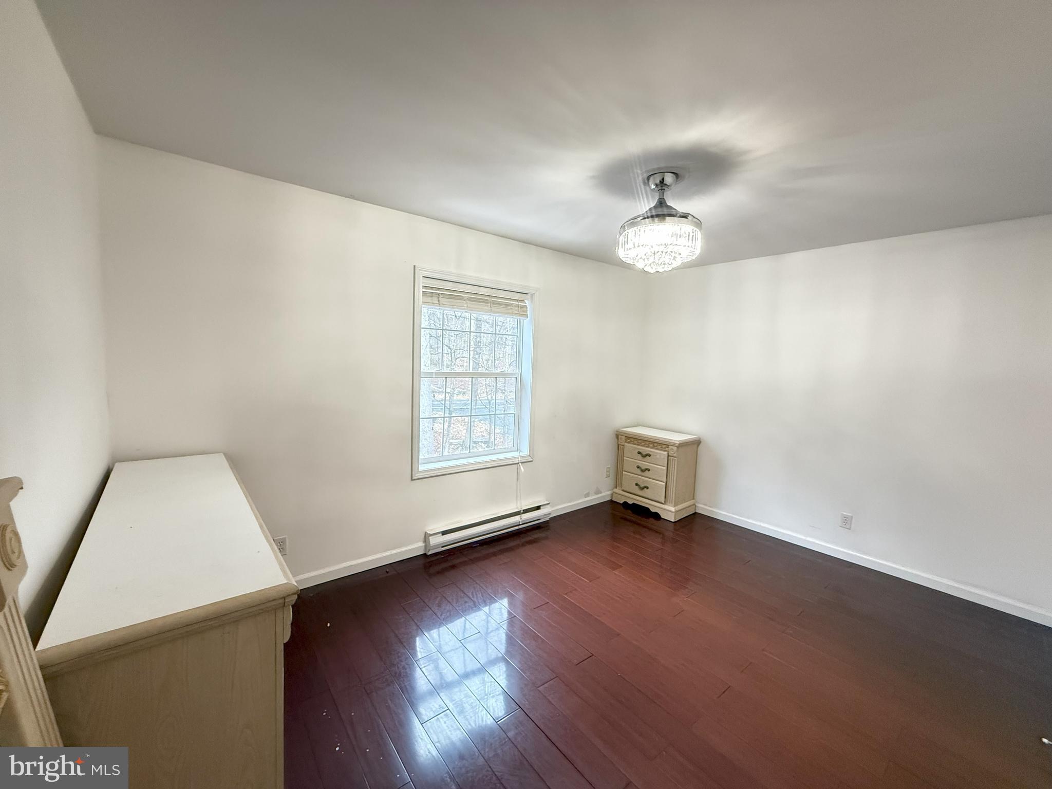 SAW CREEK ESTATES - Residential