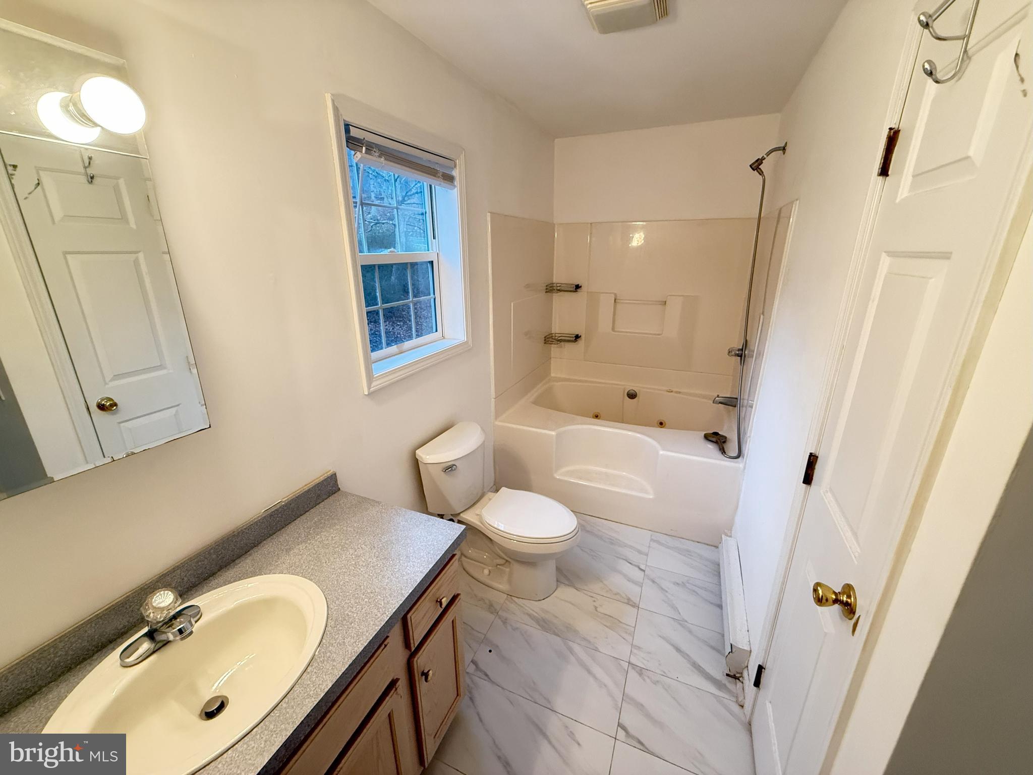 SAW CREEK ESTATES - Residential