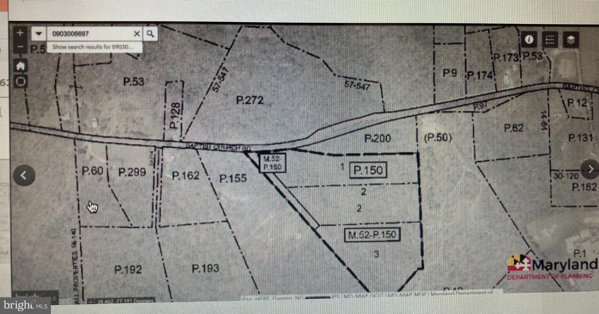 Main image without alt text