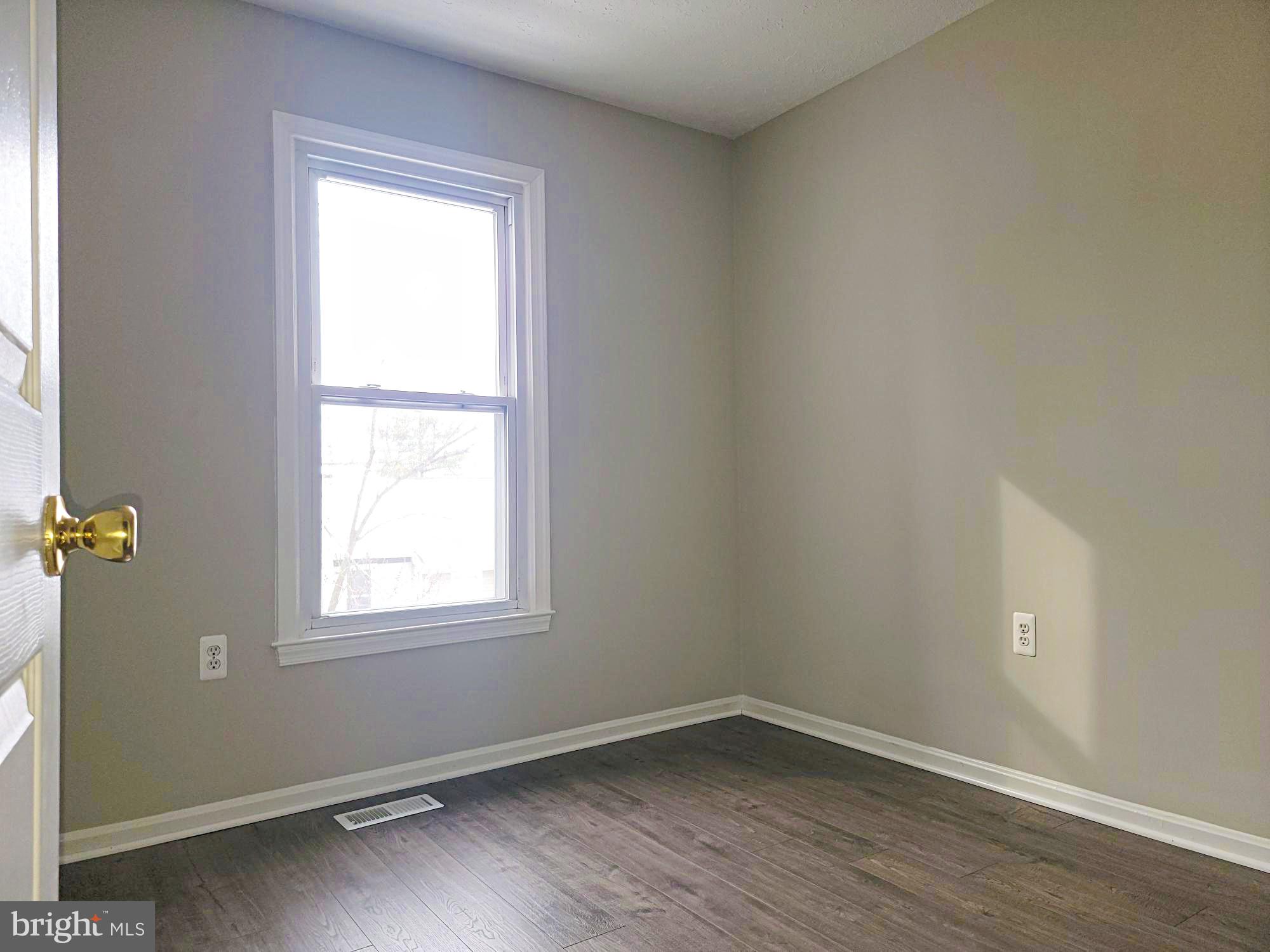 ROLLING FOREST - Residential Lease