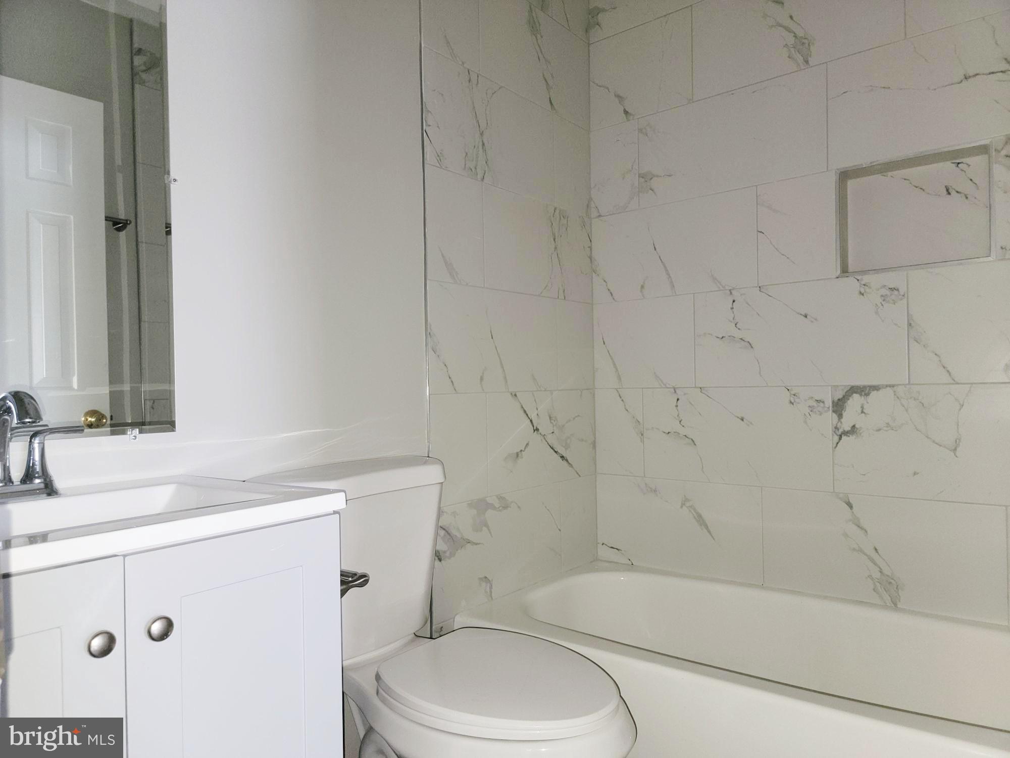 ROLLING FOREST - Residential Lease