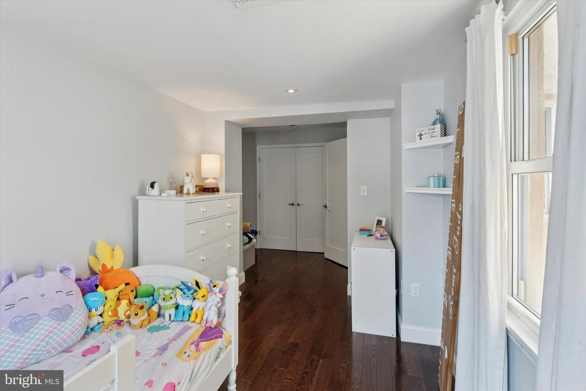 Philadelphia, Pennsylvania 19147, United States, 3 Bedrooms Bedrooms, ,3 BathroomsBathrooms,Residential,Active,145838