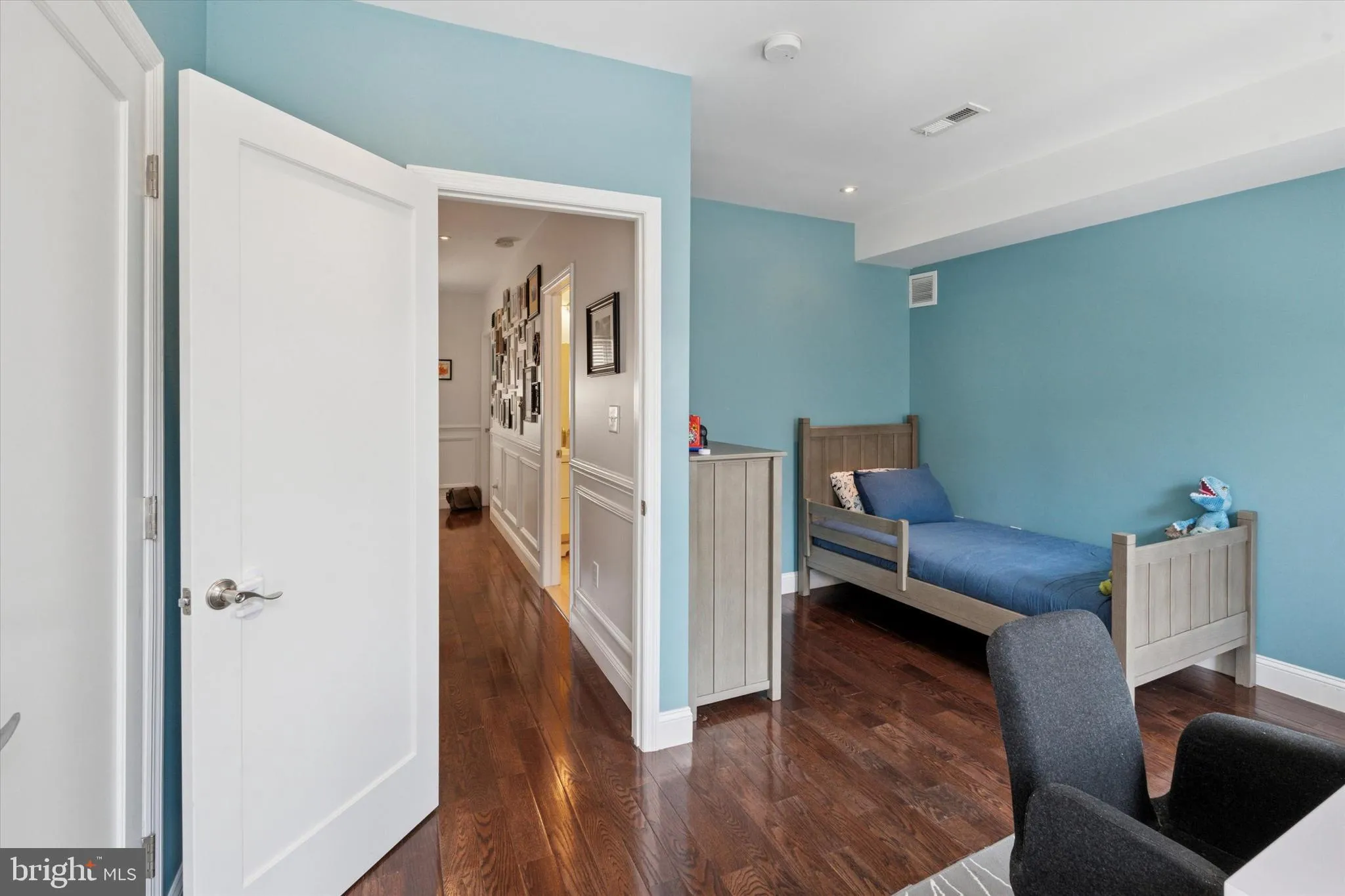 Philadelphia, Pennsylvania 19147, United States, 3 Bedrooms Bedrooms, ,3 BathroomsBathrooms,Residential,Active,145838