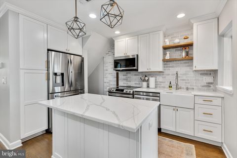 4809 28TH STREET S ARLINGTON VA 22206