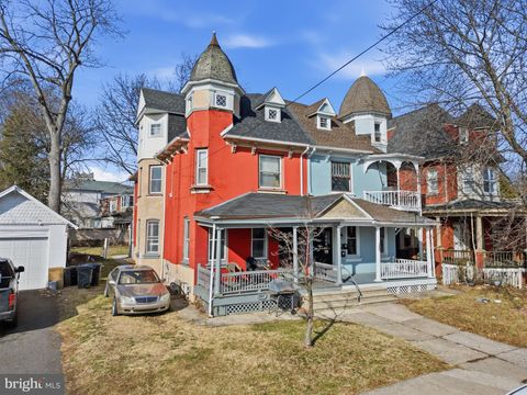 Townhouse For Sale - 307 Haws Avenue<br/> NORRISTOWN, PA 19401