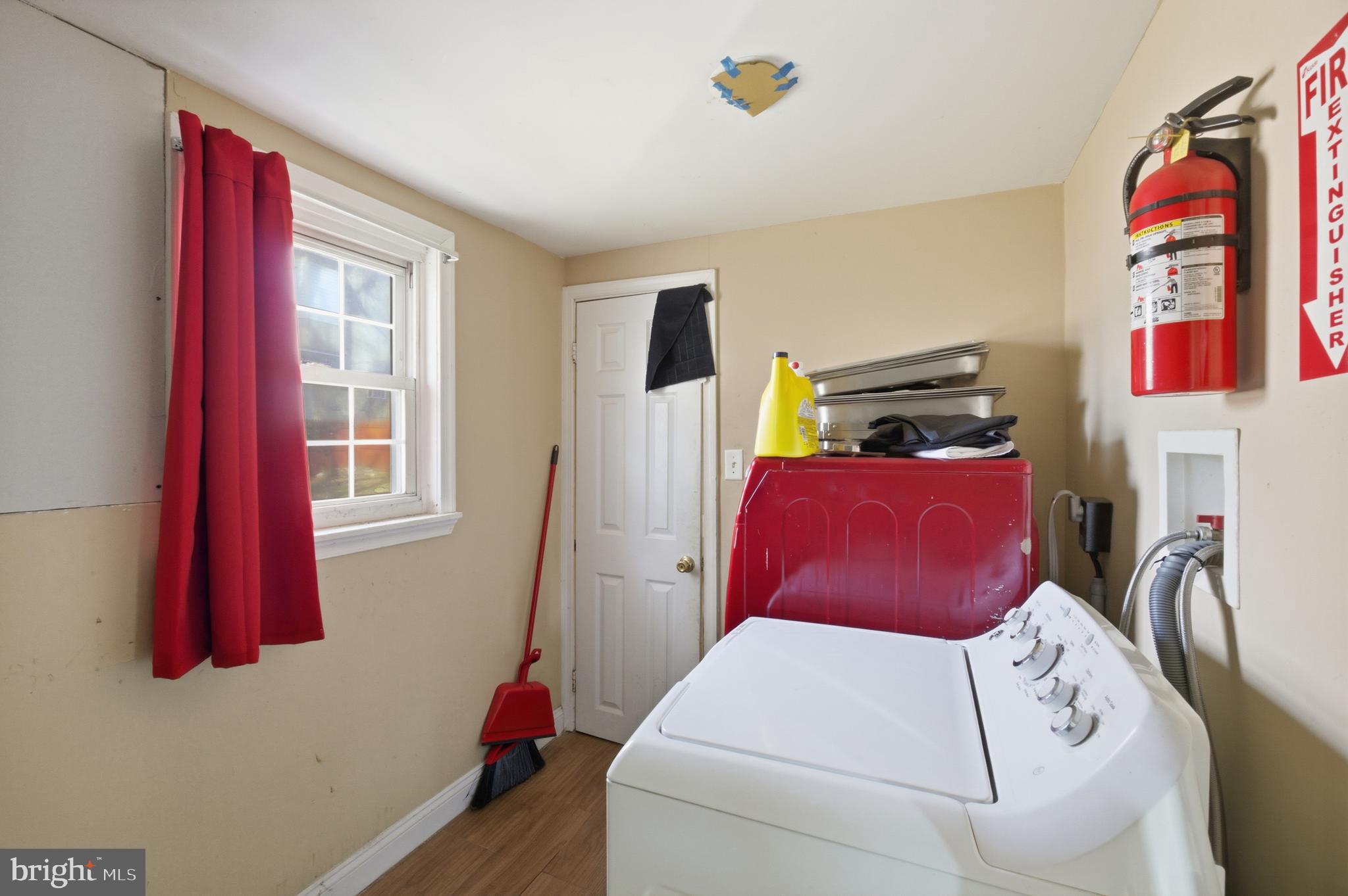 NORRISTOWN - Residential