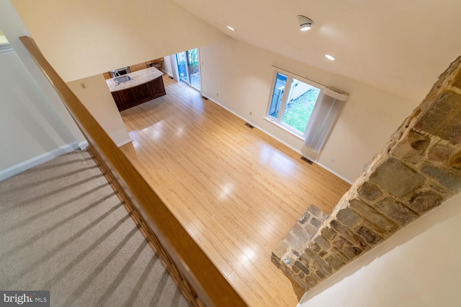 WALNUT HILL - Residential