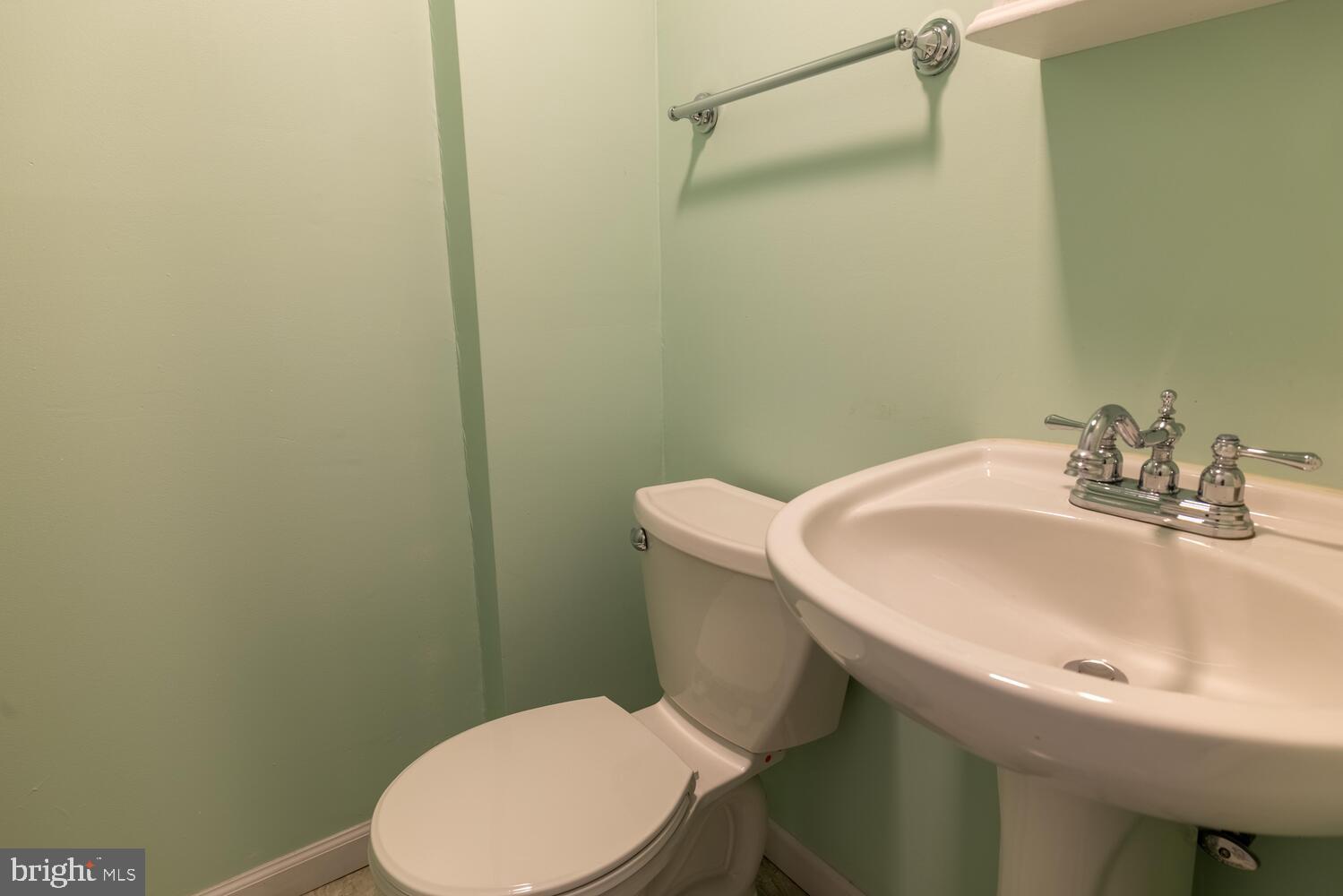 WALNUT HILL - Residential