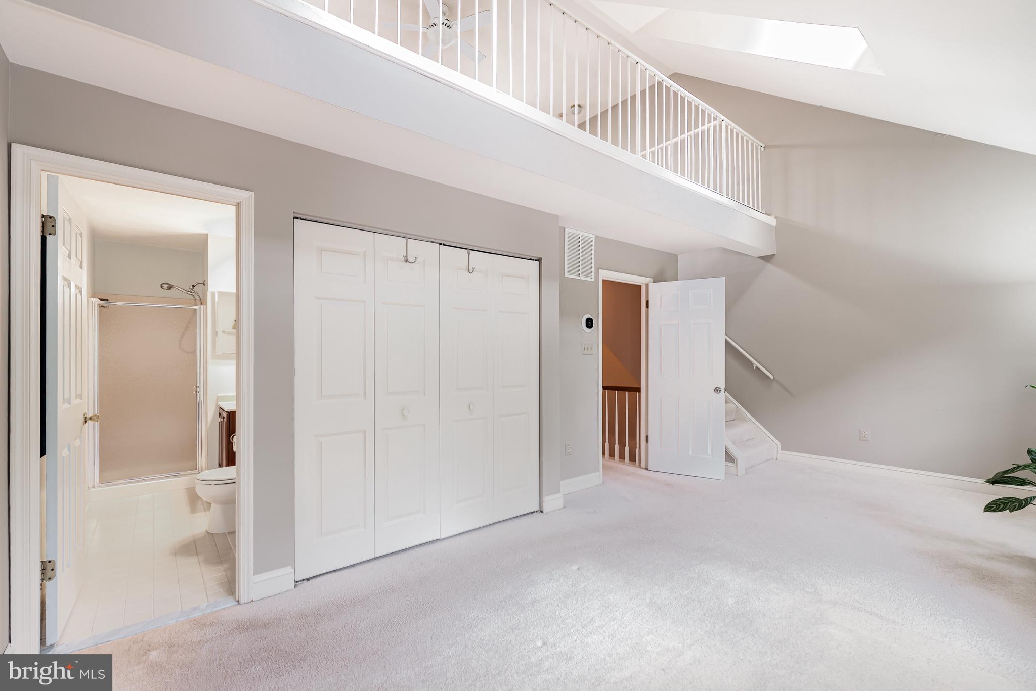 CROMWELL STATION - Residential