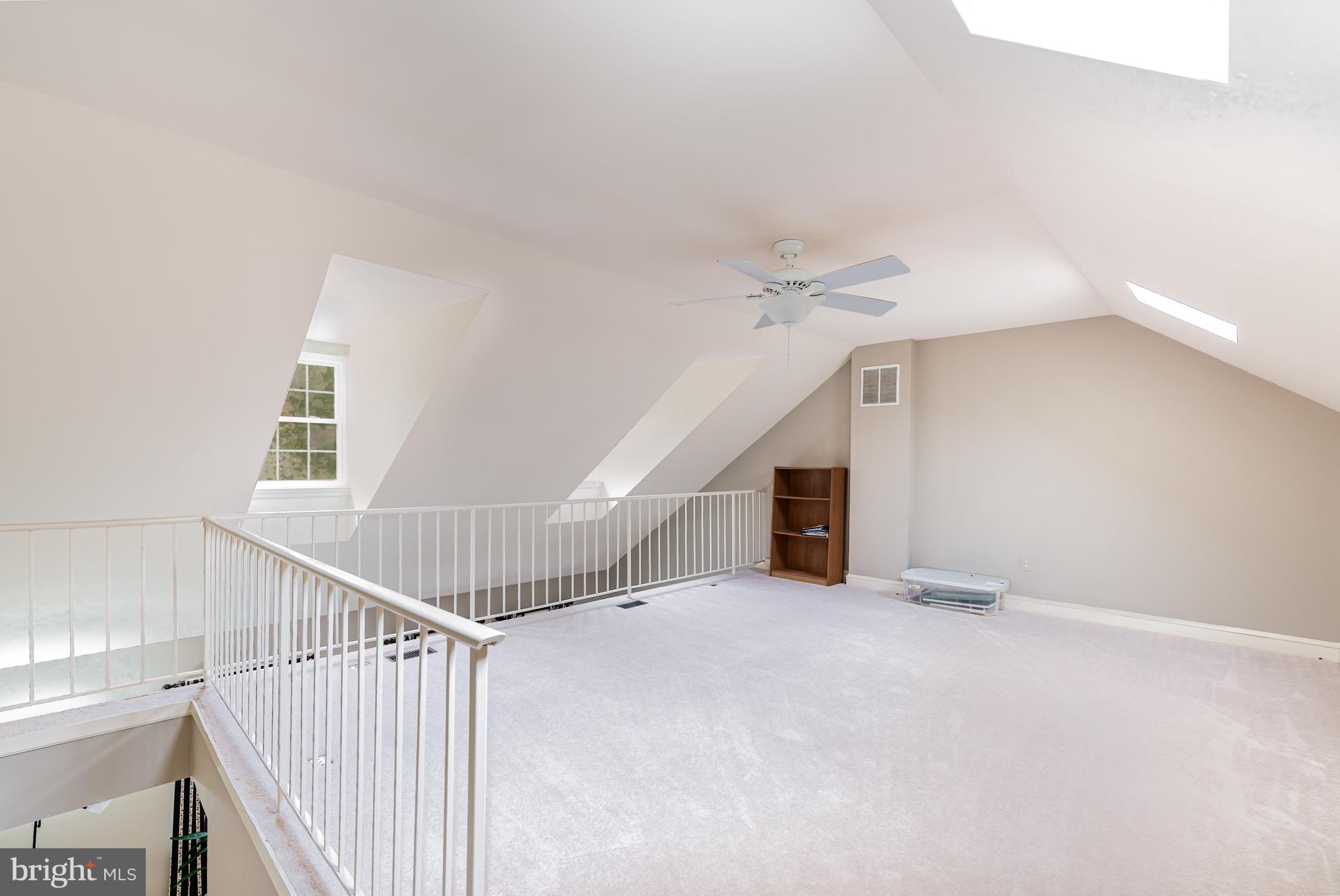 CROMWELL STATION - Residential