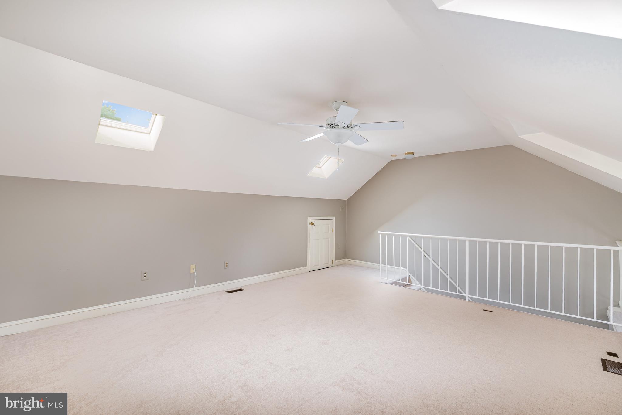 CROMWELL STATION - Residential