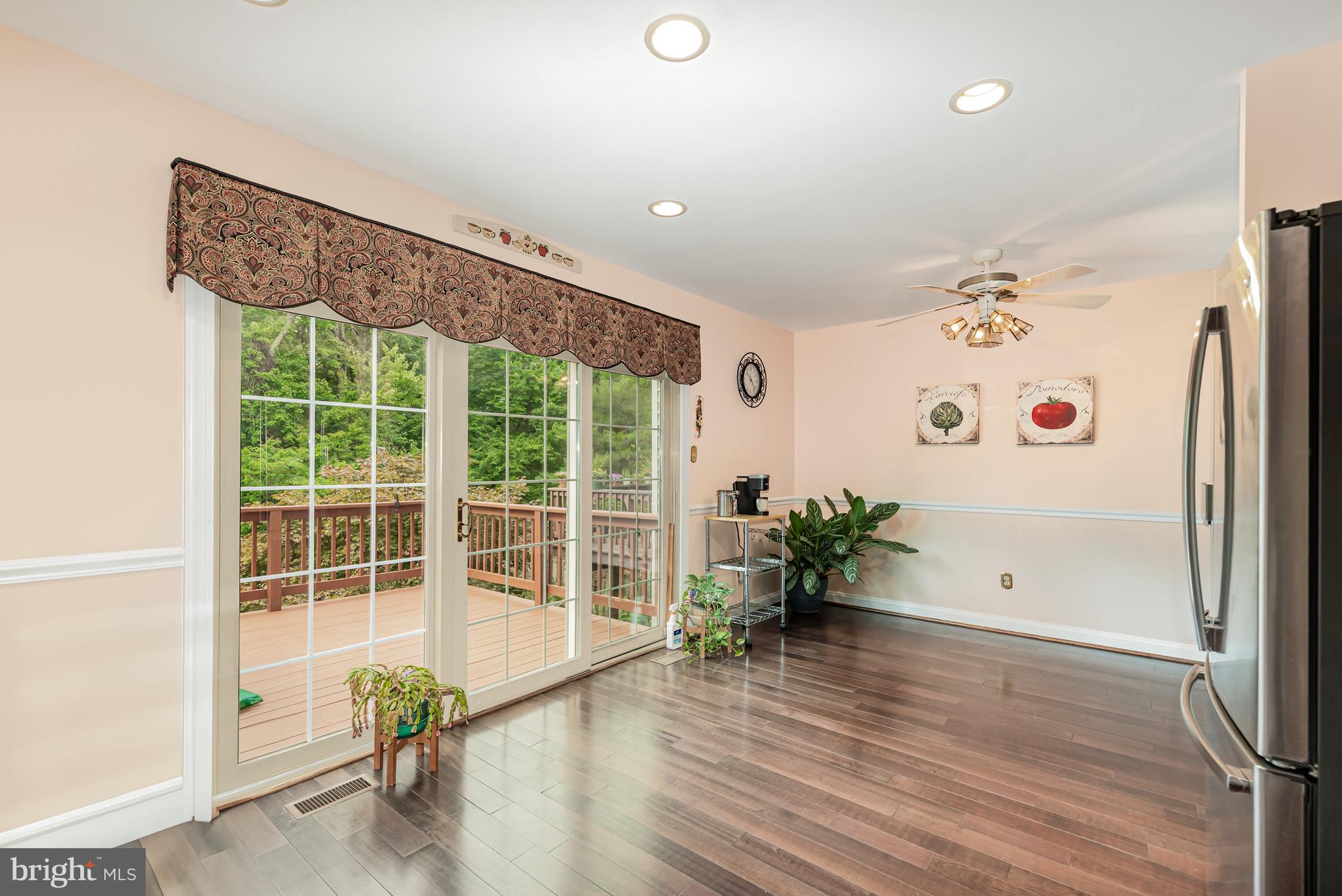 CROMWELL STATION - Residential