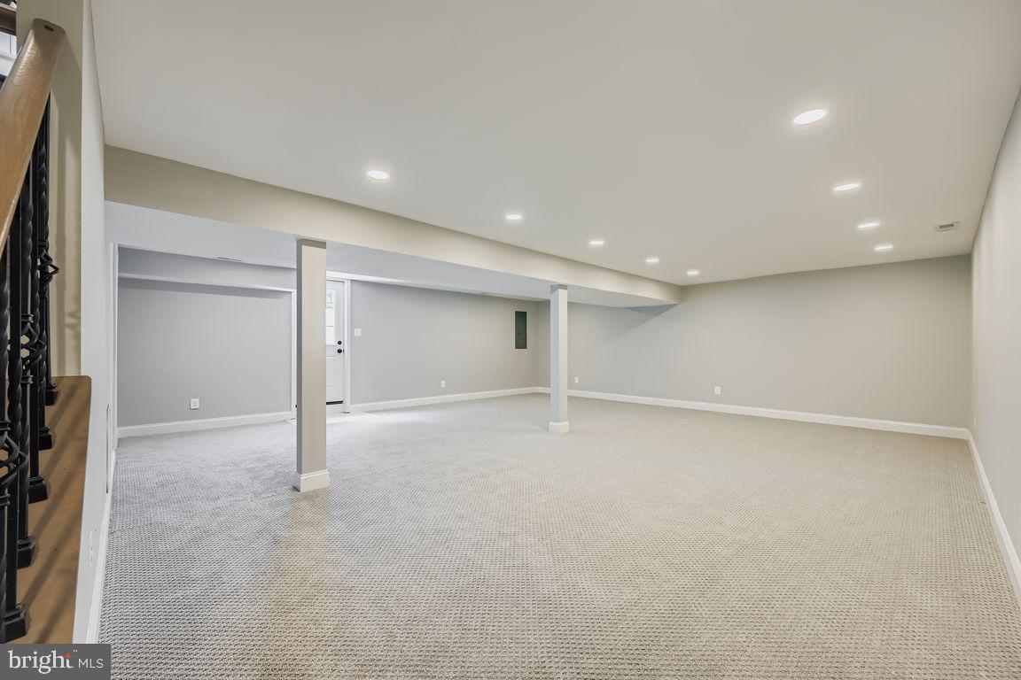 REISTERSTOWN - Residential