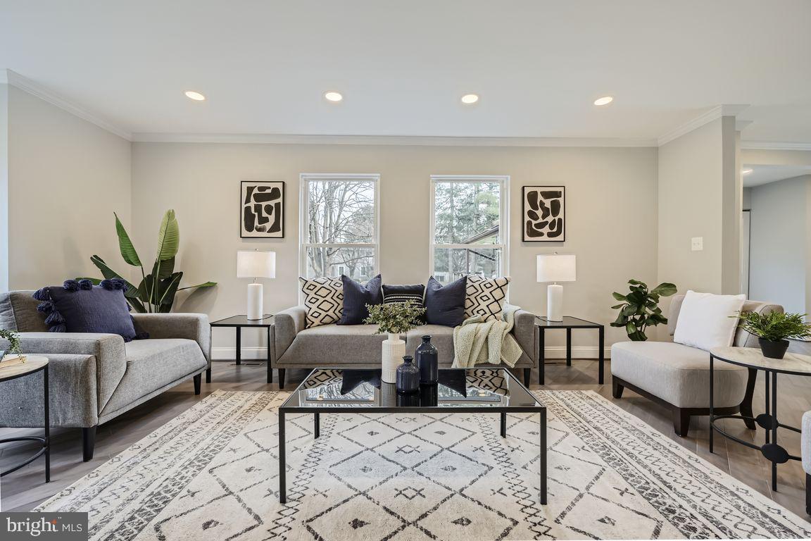 REISTERSTOWN - Residential