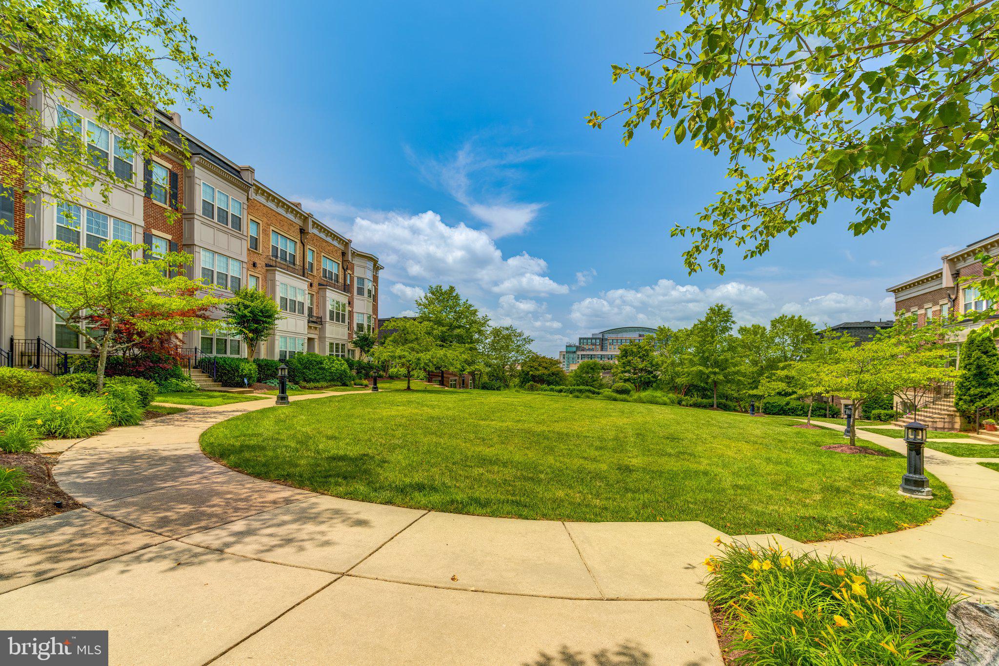 POTOMAC OVERLOOK AT NATIONAL HARBOR - Residential