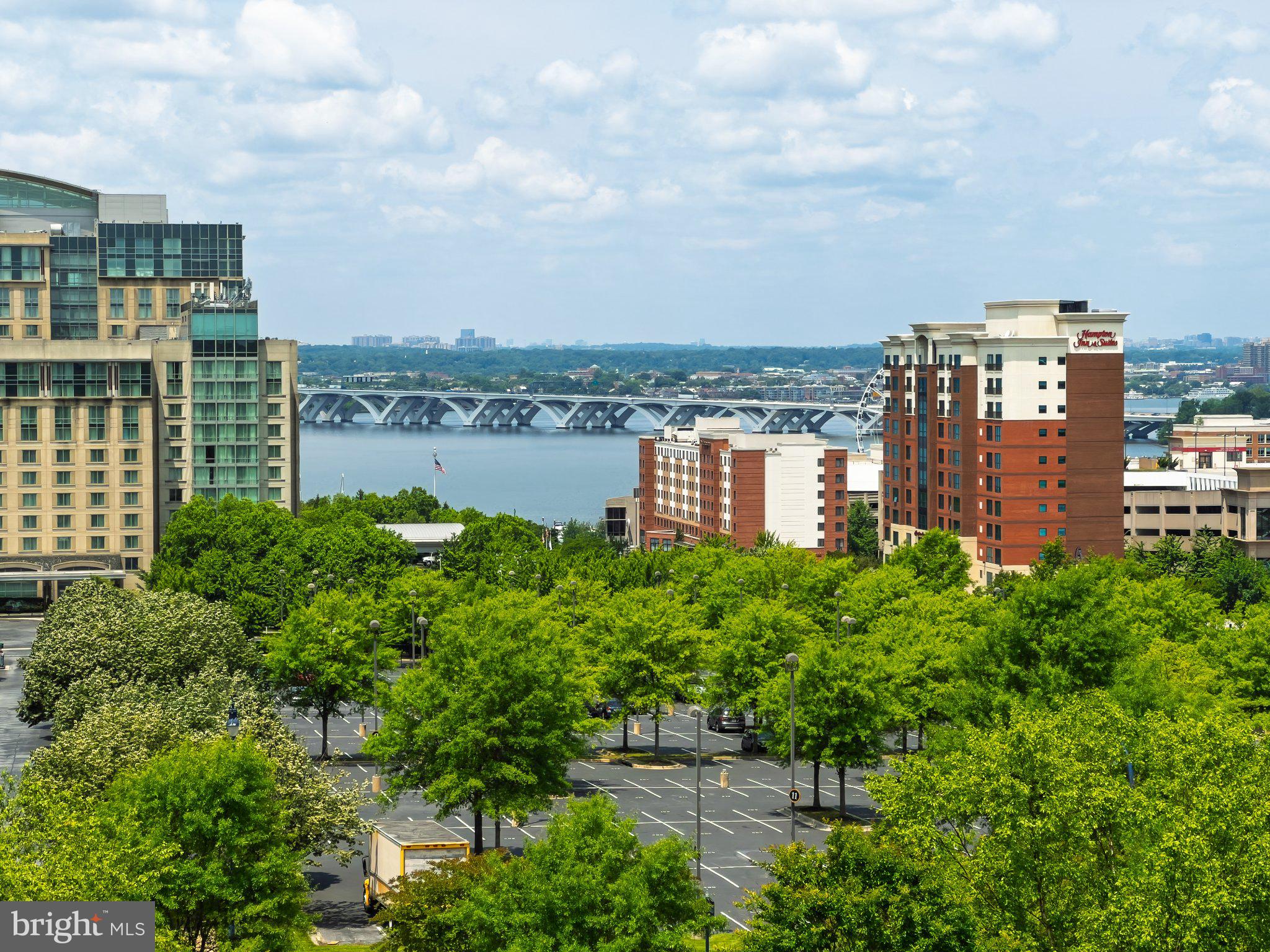 POTOMAC OVERLOOK AT NATIONAL HARBOR - Residential