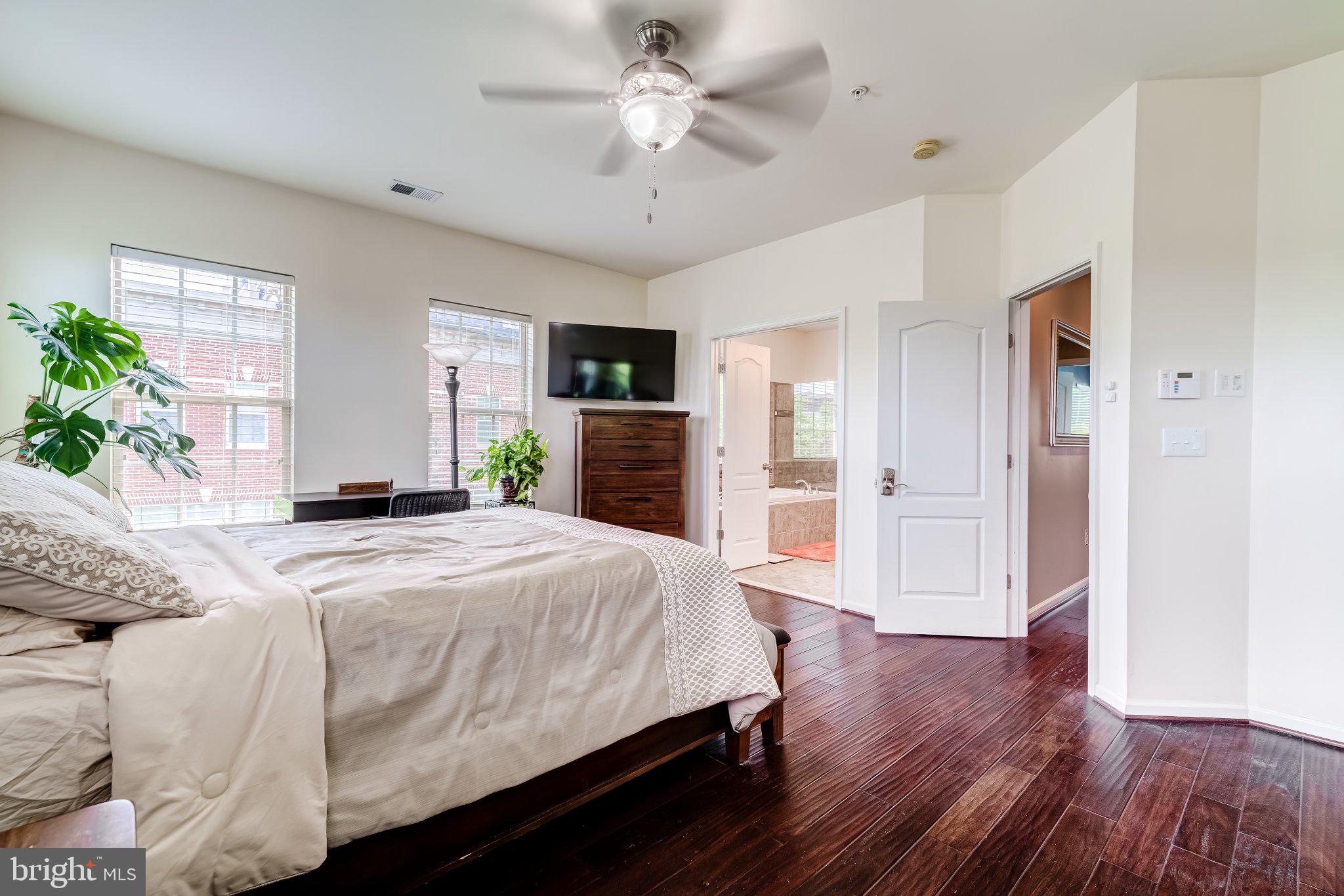 POTOMAC OVERLOOK AT NATIONAL HARBOR - Residential