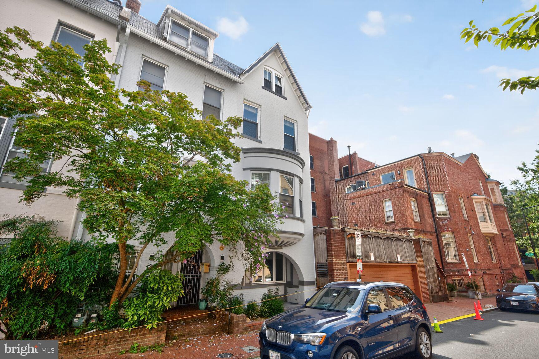 1409 HOPKINS STREET NW