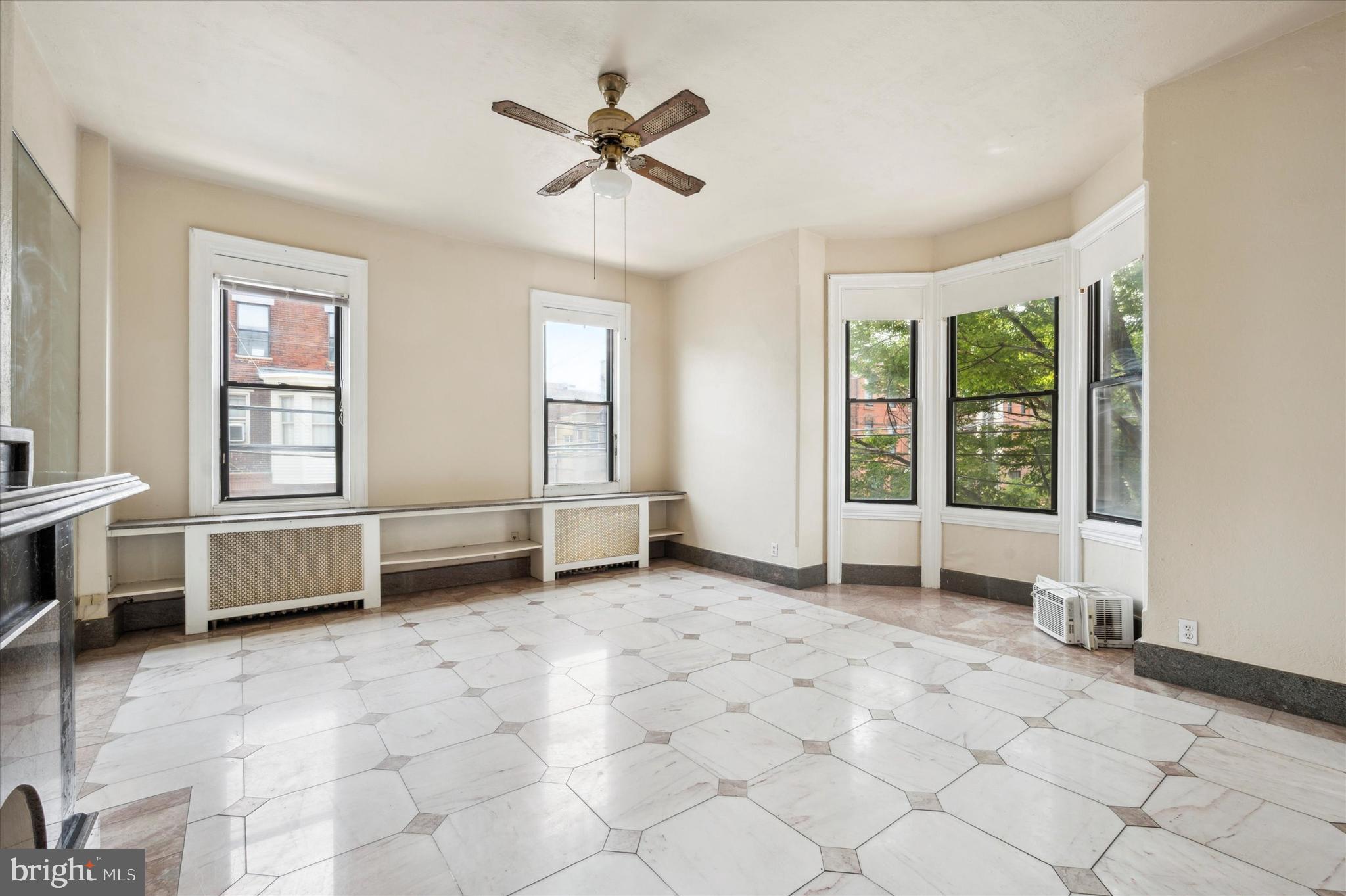 EAST PASSYUNK CROSSING - Residential Lease